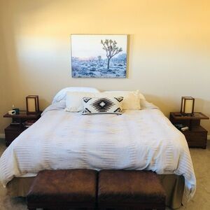 Elegant Ralph Lauren King Cream Duvet Cover and Shams